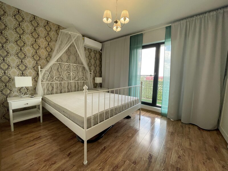 Doua camere - la 2 minute de Parcul Plumbuita cu Terasa - 20mp