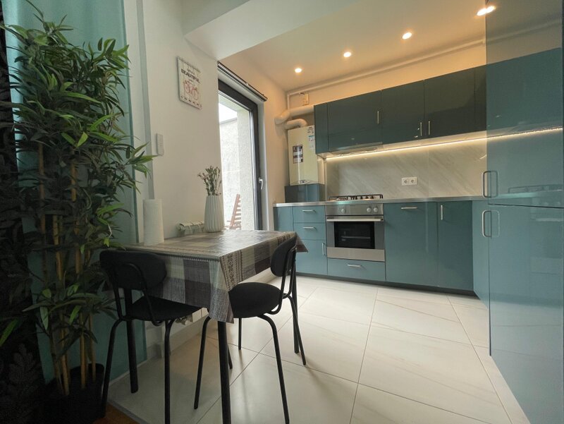 Doua camere - la 2 minute de Parcul Plumbuita cu Terasa - 20mp