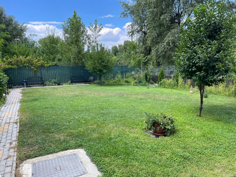 Doua camere - la 2 minute de Parcul Plumbuita cu Terasa - 20mp